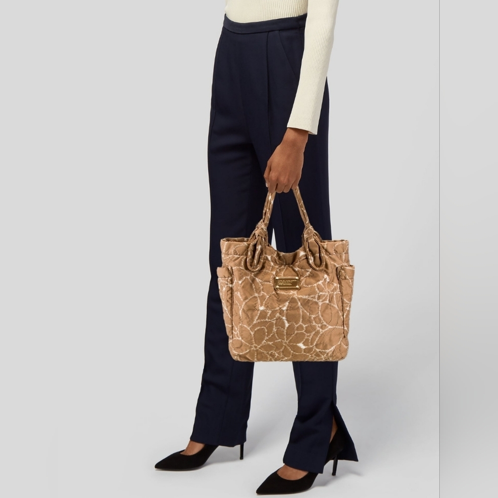Marc by Marc Jacobs Nylon Tote Bag Preppy - Picture 2 of 16